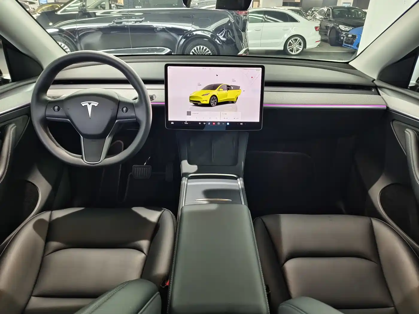 TESLA MODEL Y