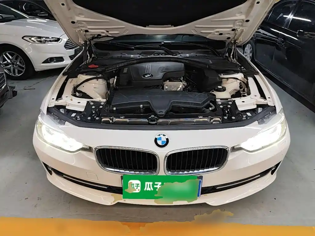 Фото 20 - BMW 3 Series
