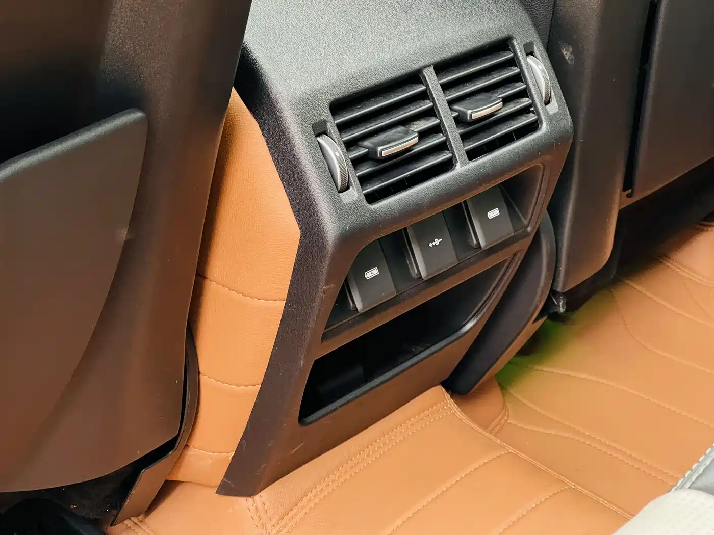 Land Rover Discovery Sport 2021 249PS R-Dynamic S Performance Edition фото 8