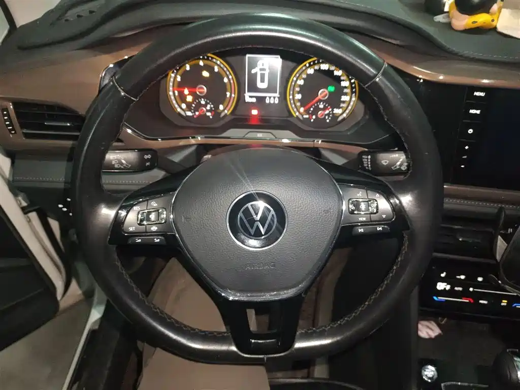 VOLKSWAGEN TUYUE