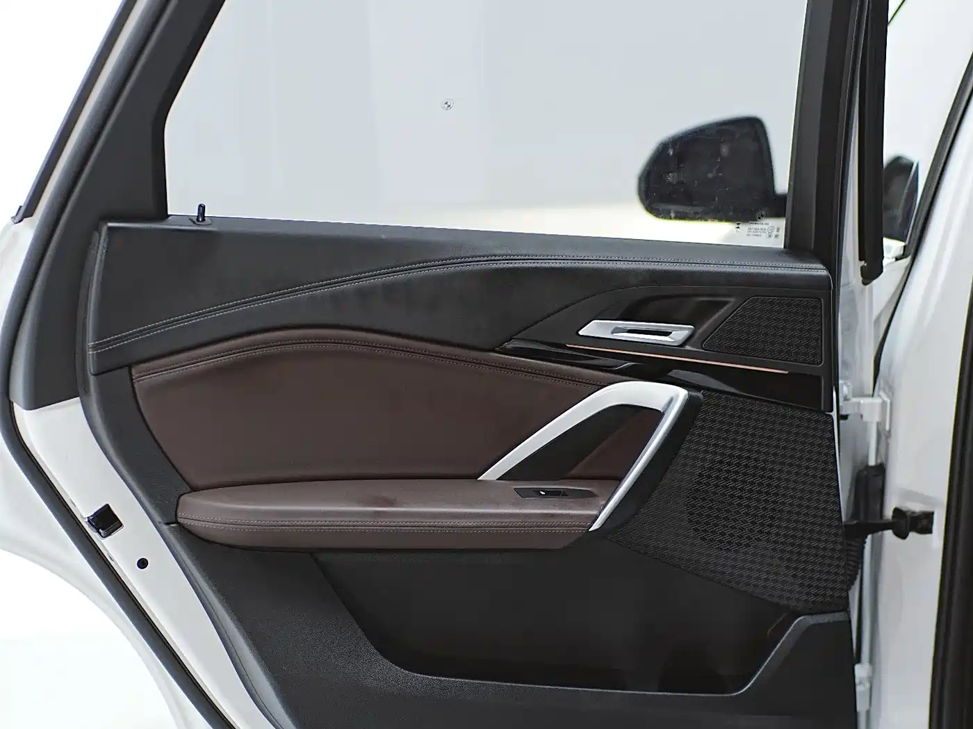 BMW X1 2023 sDrive20Li X Design Package фото 19