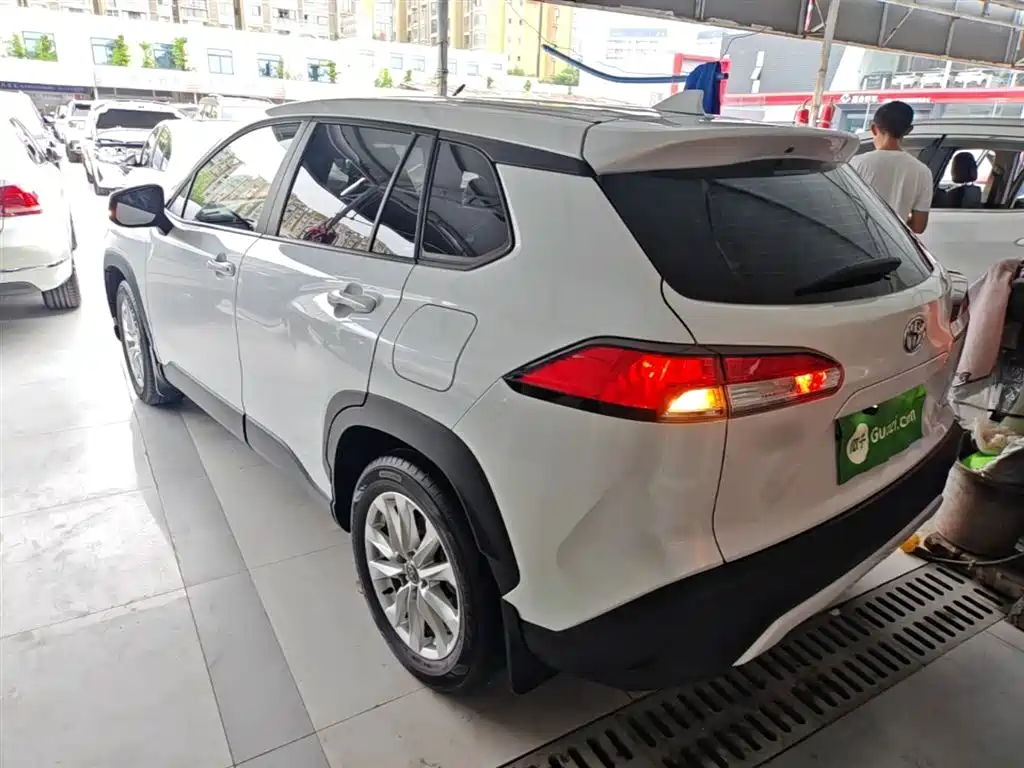Toyota Corolla Cross 2023 2.0L Pioneer Edition фото 5