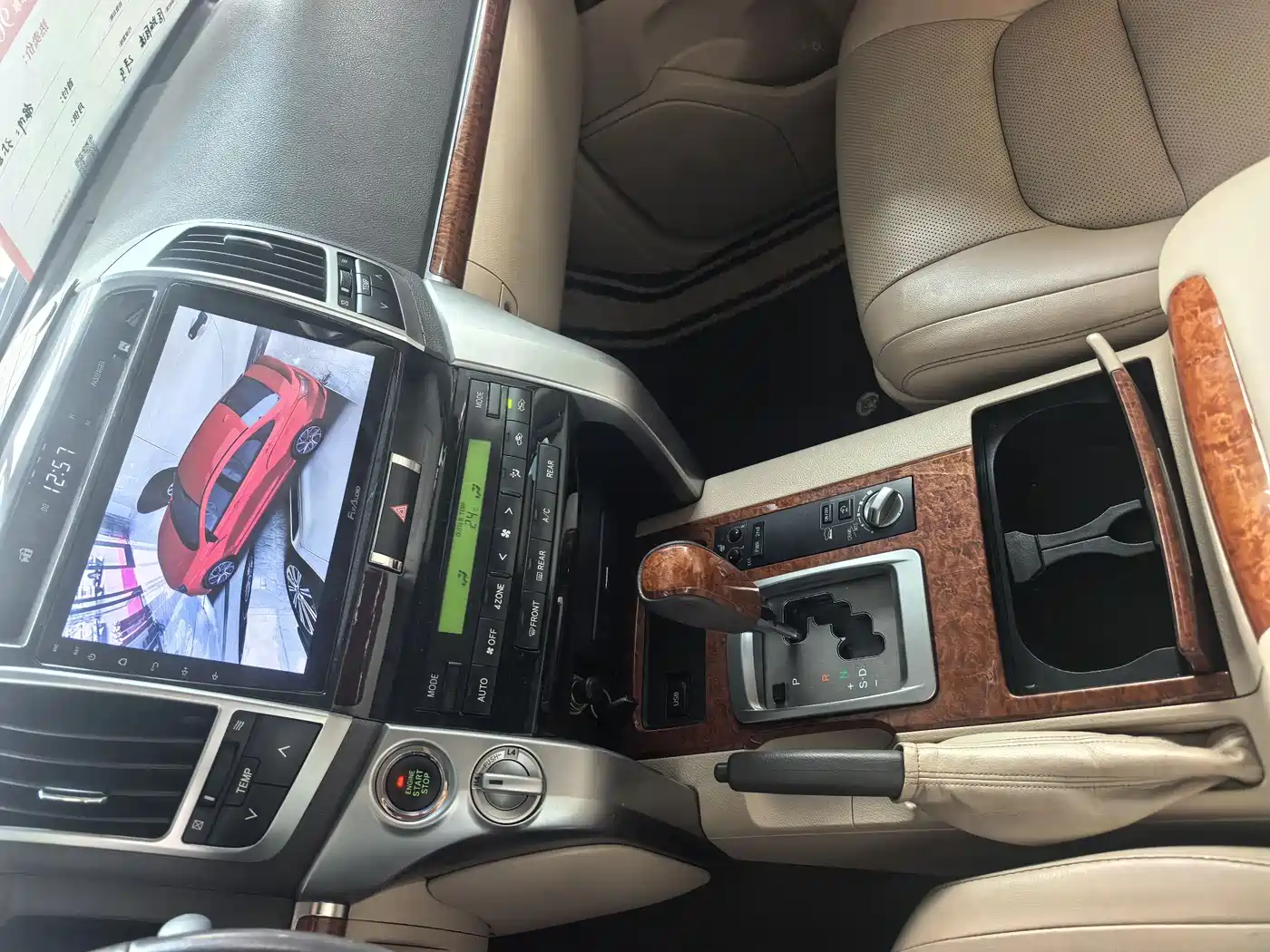 Toyota Land Cruiser 2012 4.6L Automatic VX-R фото 7