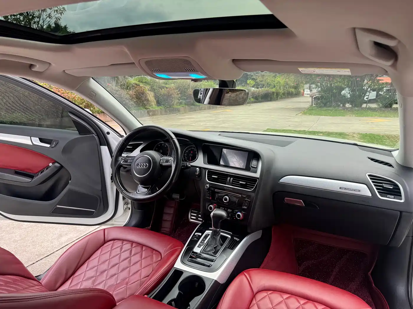 Audi A4L 2015 45 TFSI quattro Individual Sport фото 12