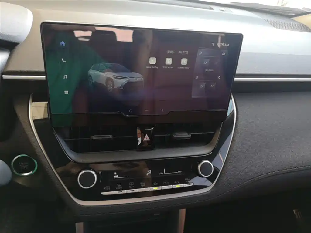 Toyota Frontlander 2023 2.0L CVT Leading Edition фото 13