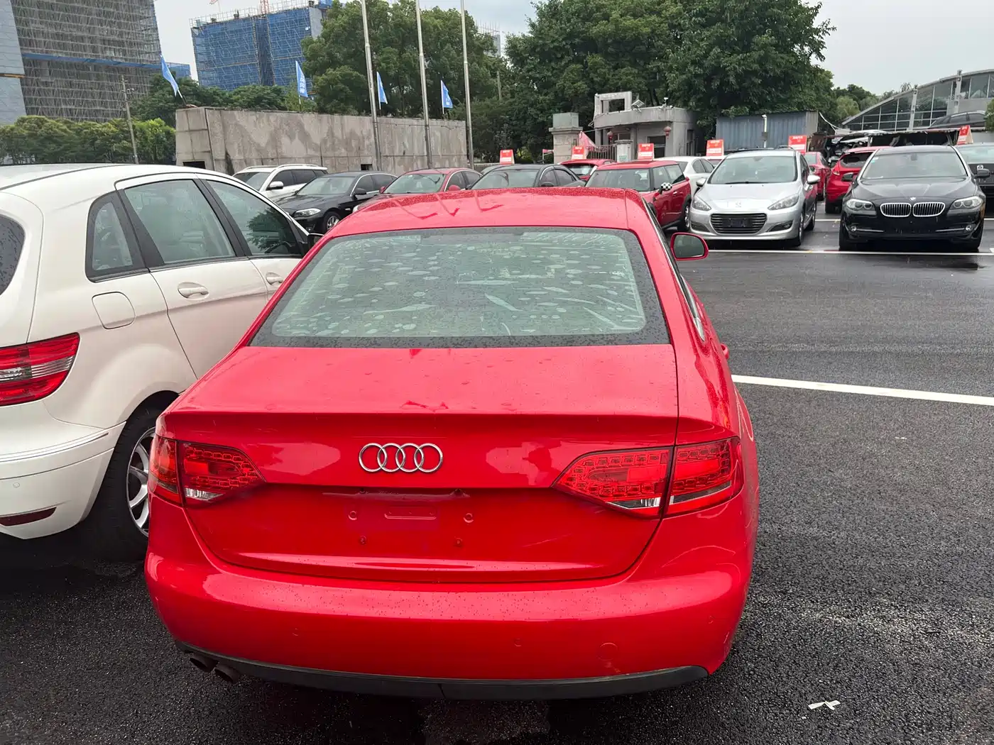 Audi A4L 2011 2011 2.0 TFSI Standard