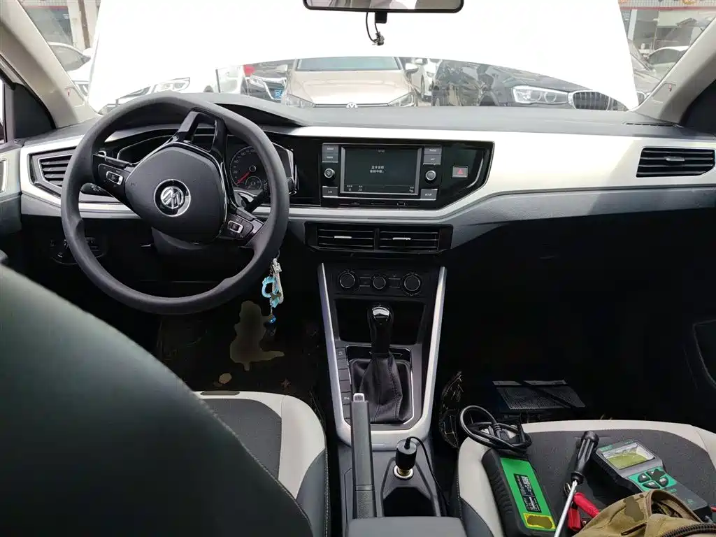 Volkswagen Polo 2019 Plus 1.5L Automatic Beats Trendy Edition фото 10