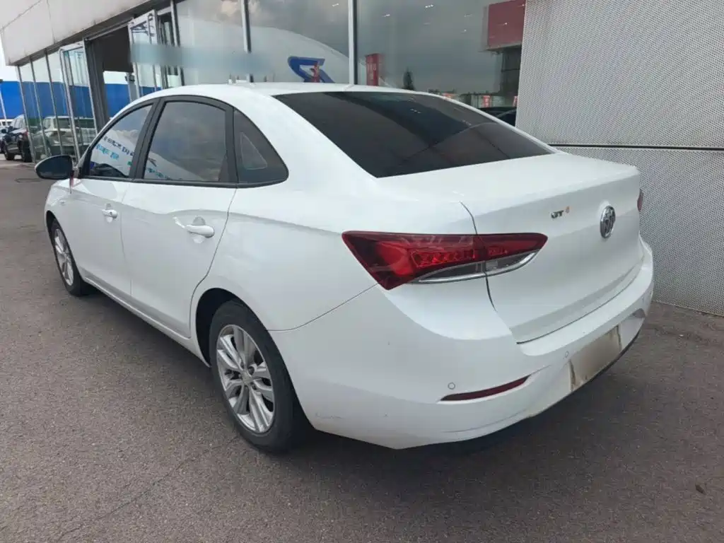 Фото 5 - Buick Excelle