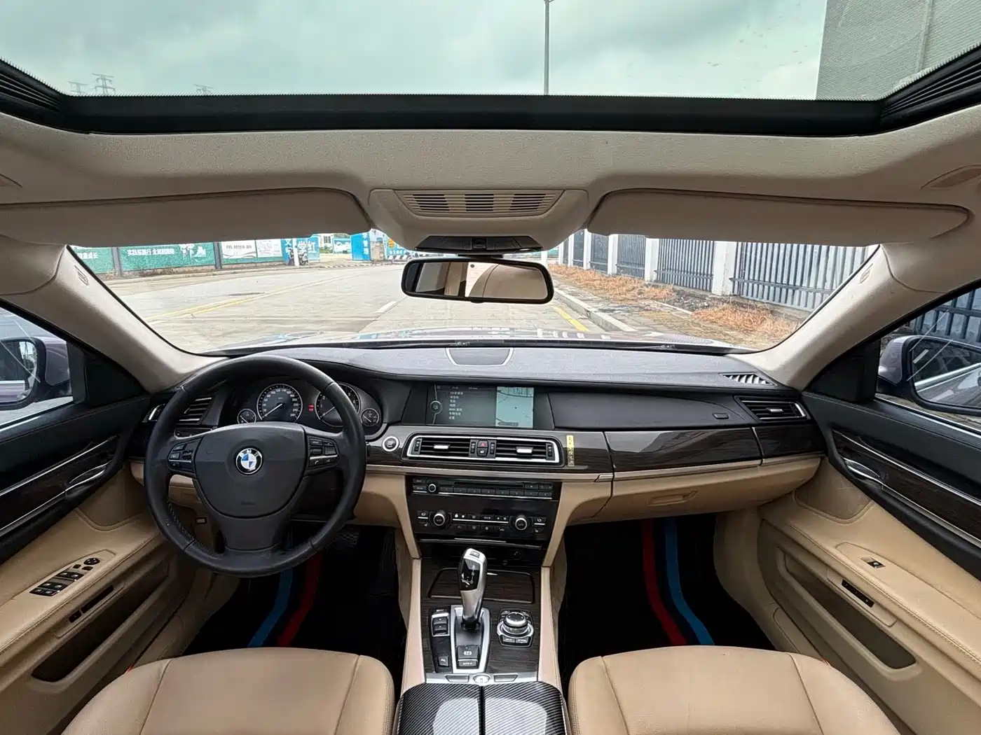 BMW 7 Series 2011 730Li Elegance фото 6