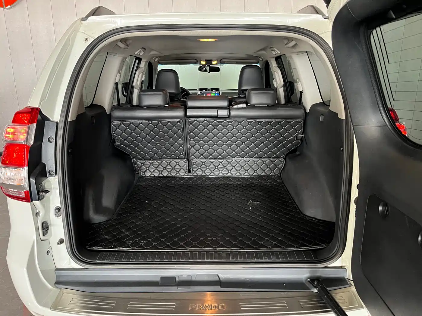 Toyota Prado 2016 3.5L Auto TX-L фото 16