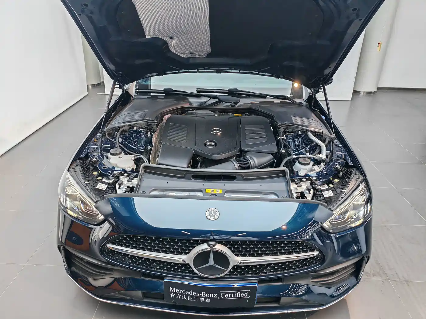 Mercedes-Benz C-Class 2025 2026 C 260 L Sport