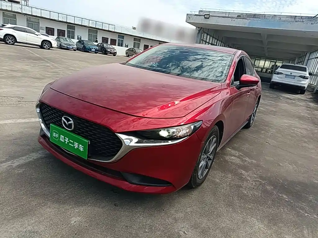 Фото 2 - Mazda Mazda 3