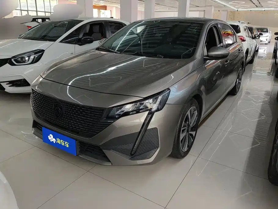 Peugeot 408 2023 2022 1.6T Light Chaser Edition