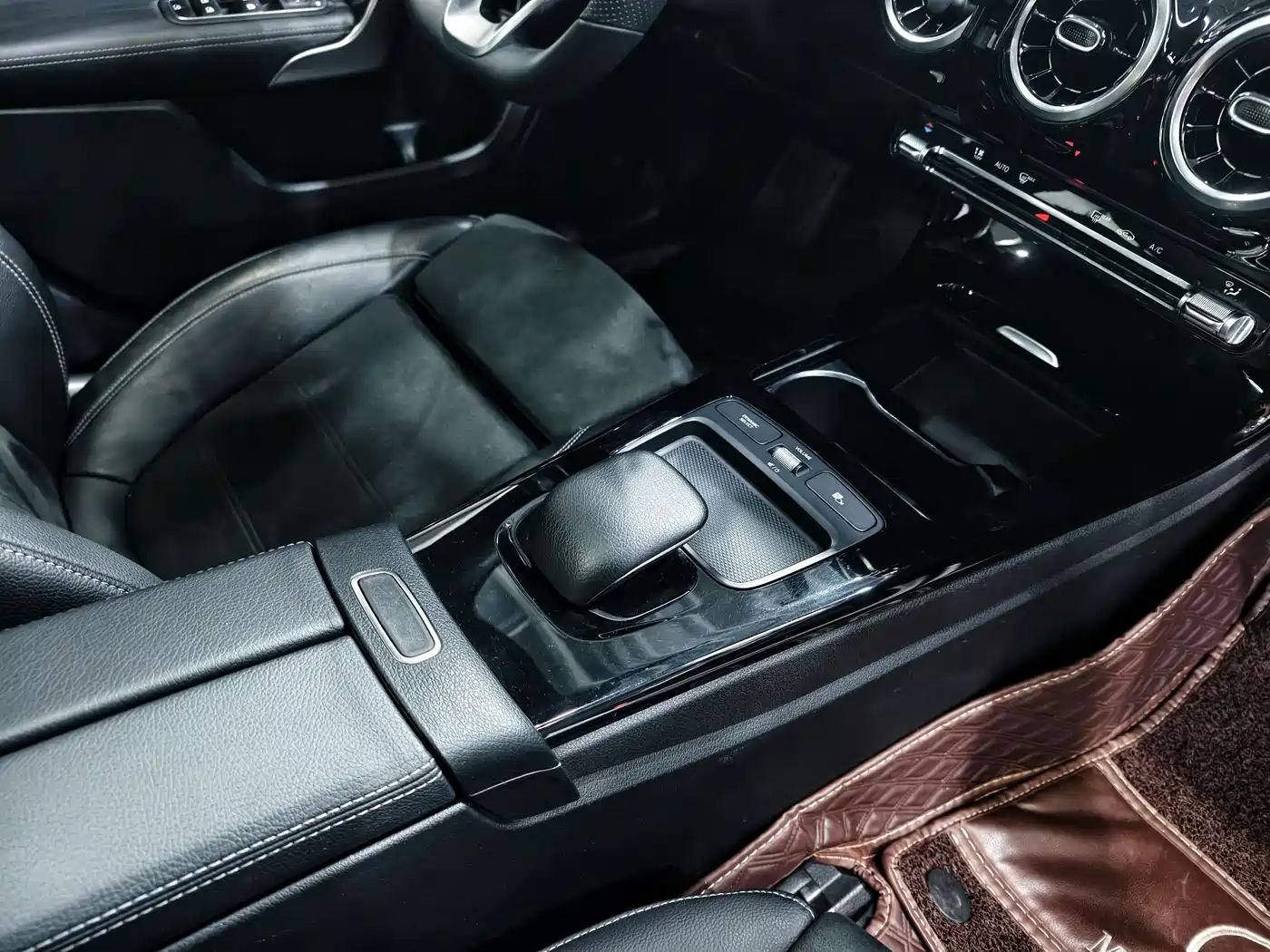 Mercedes-Benz A-Class 2019 A 180 L Sport Sedan фото 19