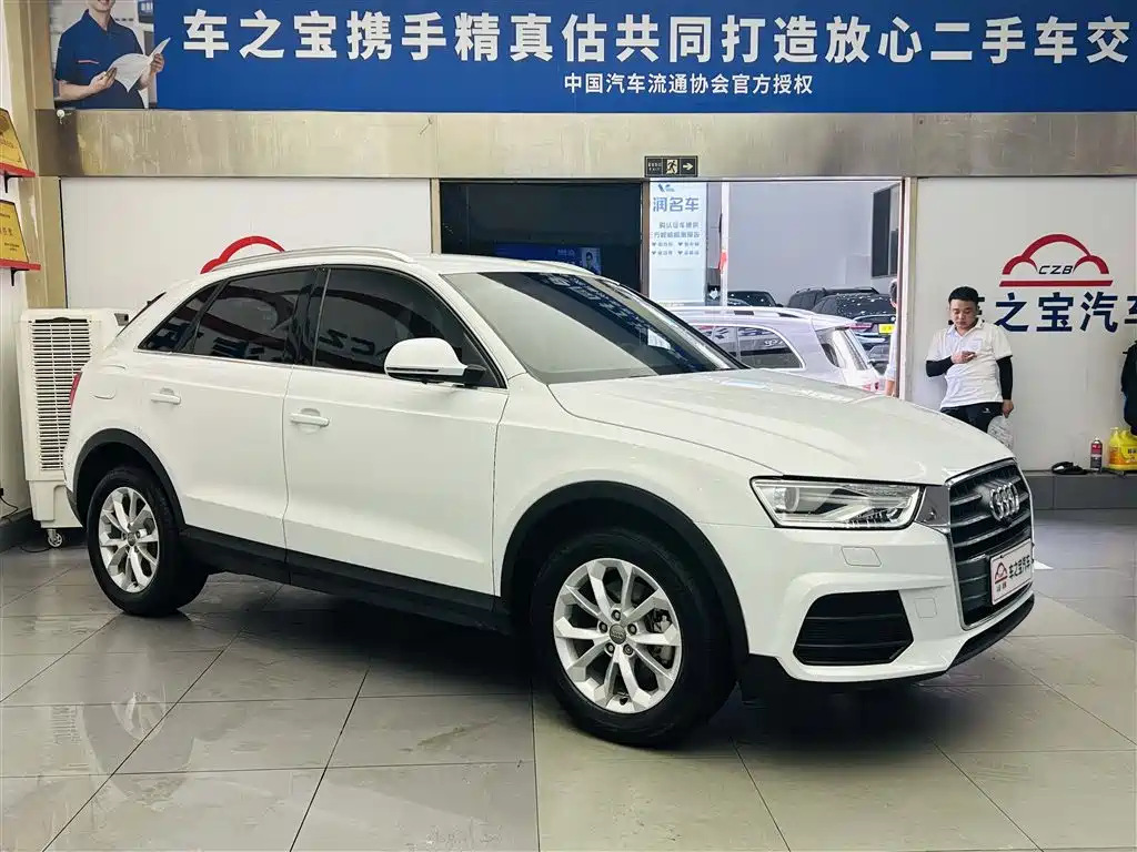 Audi Q3 2018 30th Anniversary Edition 30 TFSI Standard фото 3