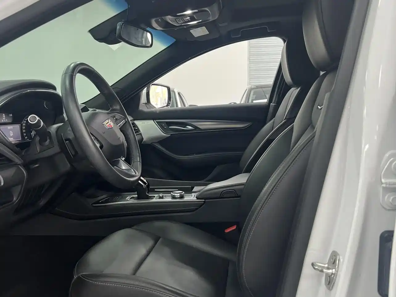 Cadillac CT5 2021 28T Luxury фото 10