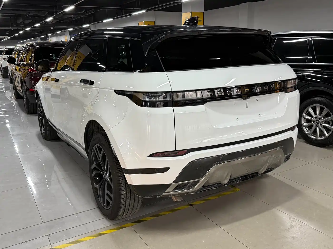 LAND ROVER RANGE ROVER AURORA