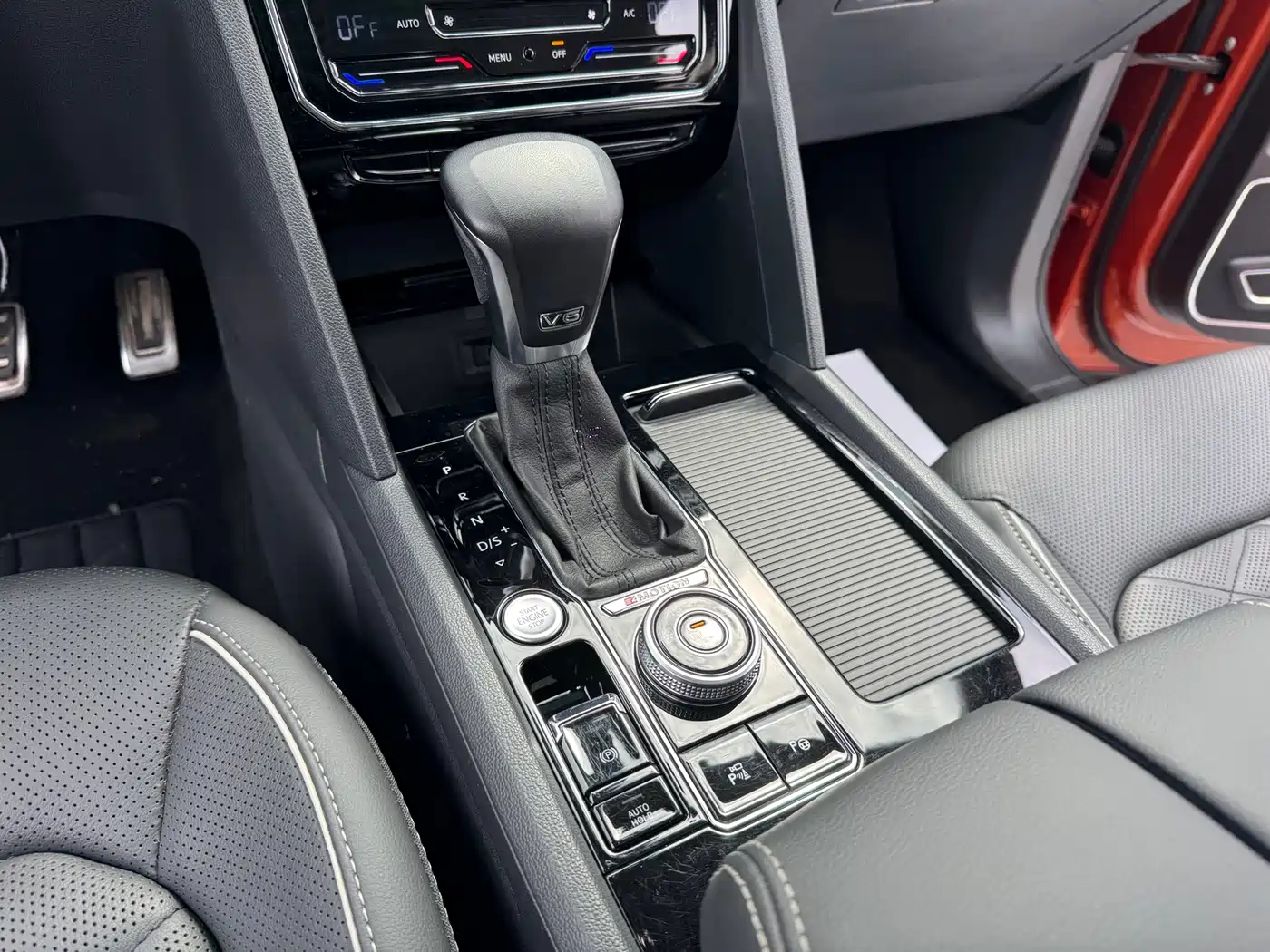 Volkswagen Teramont 2019 Teramont X 530 V6 4WD Prestige Flagship Edition фото 14