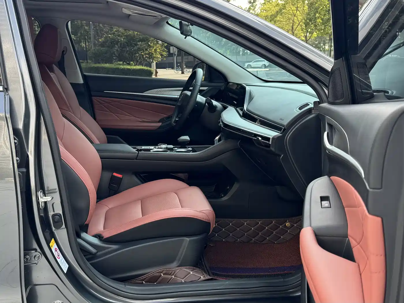 Фото 9 - Changan Eado
