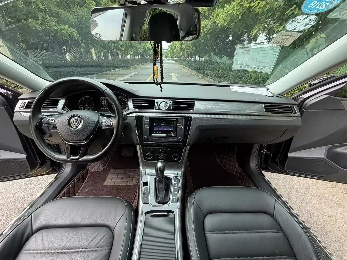 Volkswagen Passat 2017 280TSI DSG Prestige фото 12