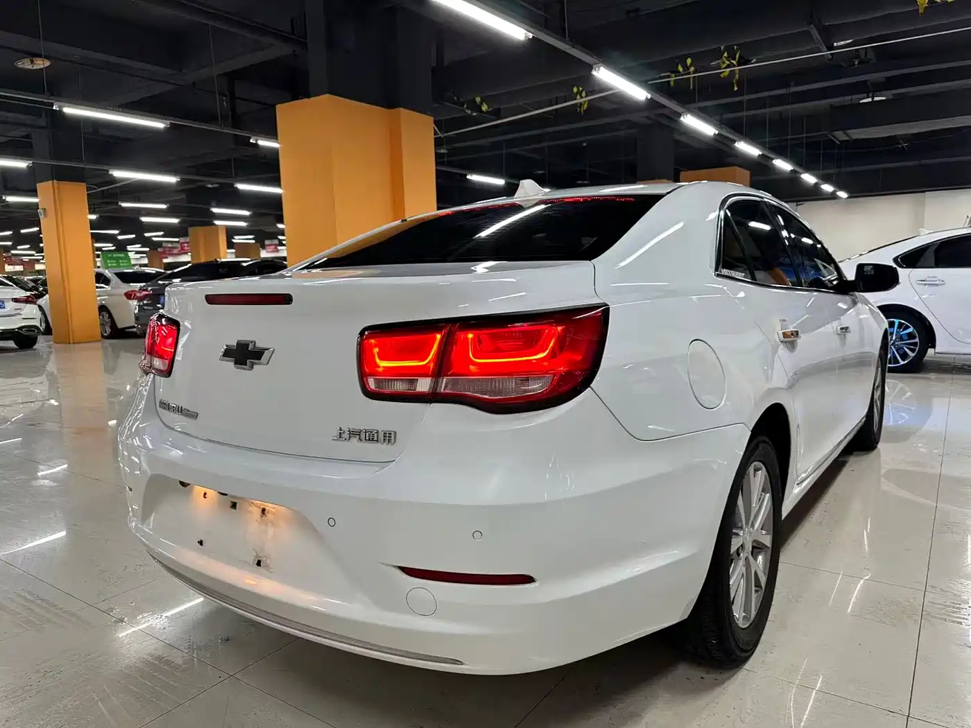 Chevrolet Malibu 2017 1.5T Automatic Luxury Edition фото 13