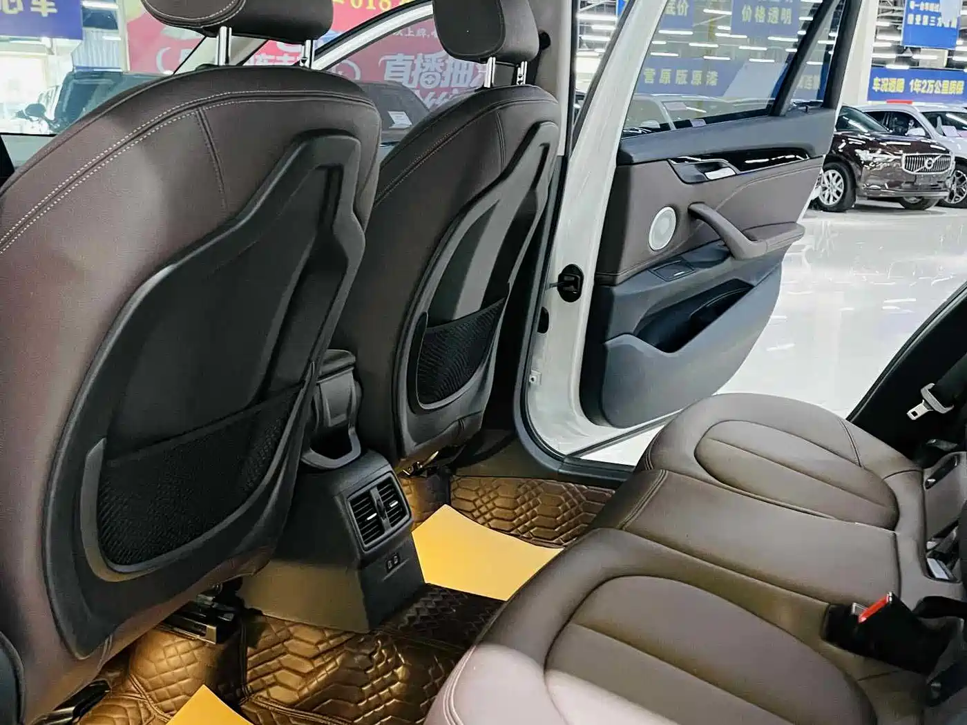 BMW X1 2021 sDrive25Li Leading фото 7