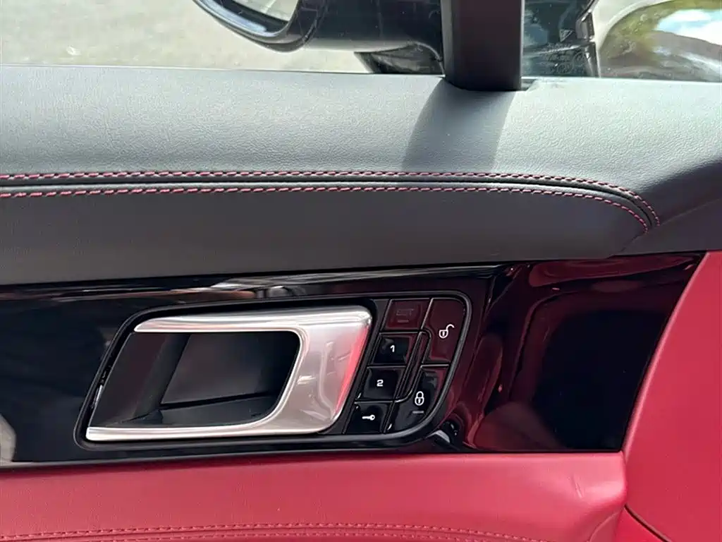Porsche Panamera 2017 Panamera 3.0T фото 17