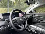 صورة 13 - Buick Verano