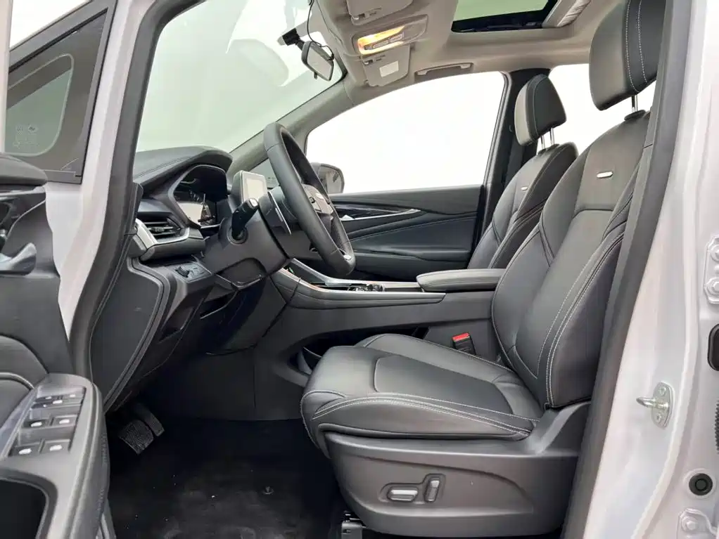 SAIC Maxus Maxus G50 2023 2023 Model PLUS 1.5T Happiness Recommended Auto Launch Edition