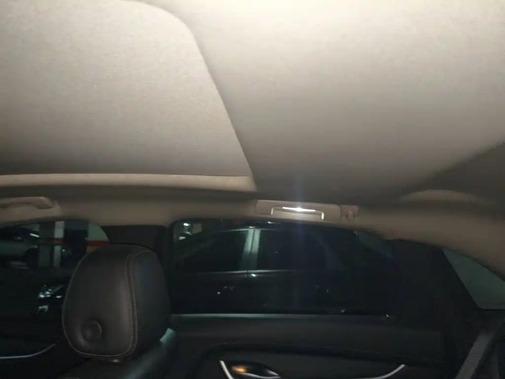 صورة 9 - Cadillac XTS