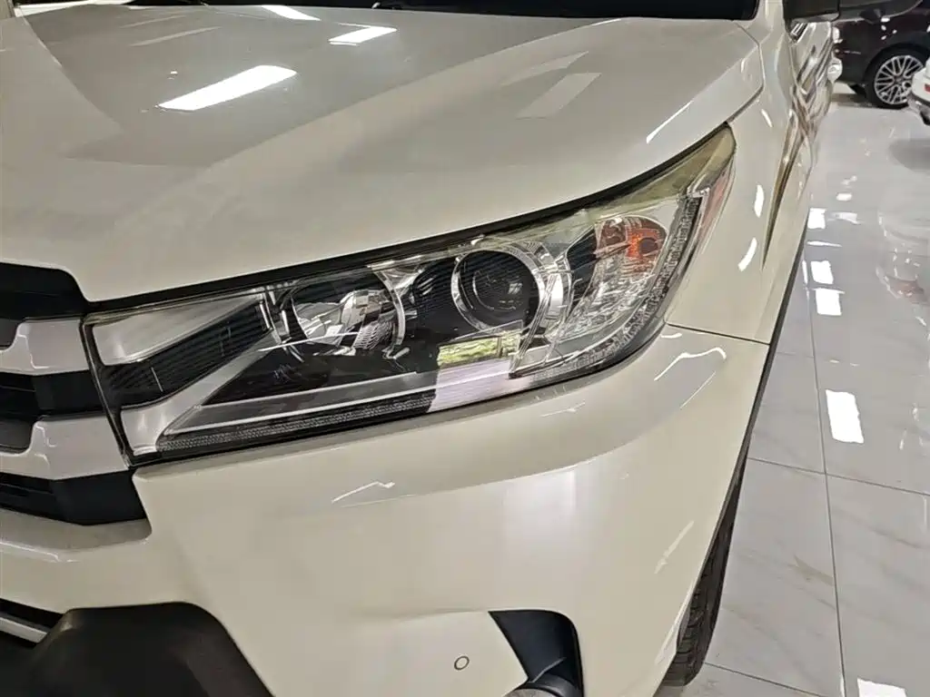 Toyota Highlander 2018 2.0T 4WD Luxury 7-seater China VI фото 24