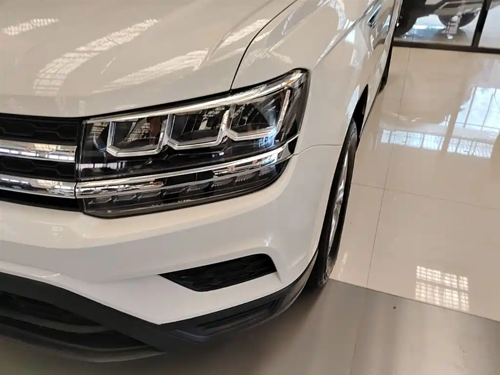 Volkswagen Tharu 2020 280TSI 2WD Trend Edition China VI фото 24