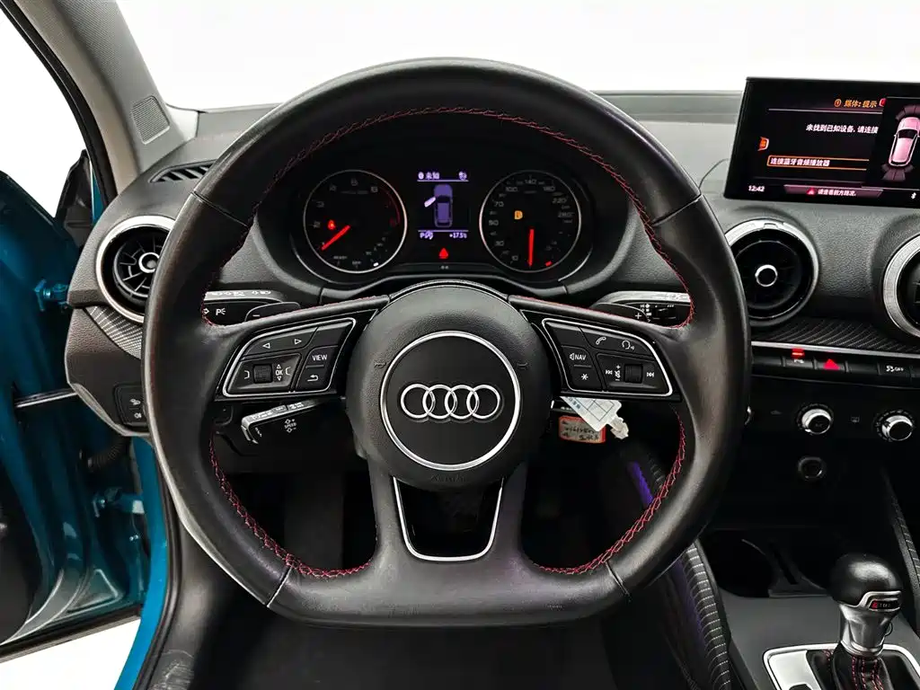 Audi Q2L 2022 35 TFSI Fashion Dynamic фото 18