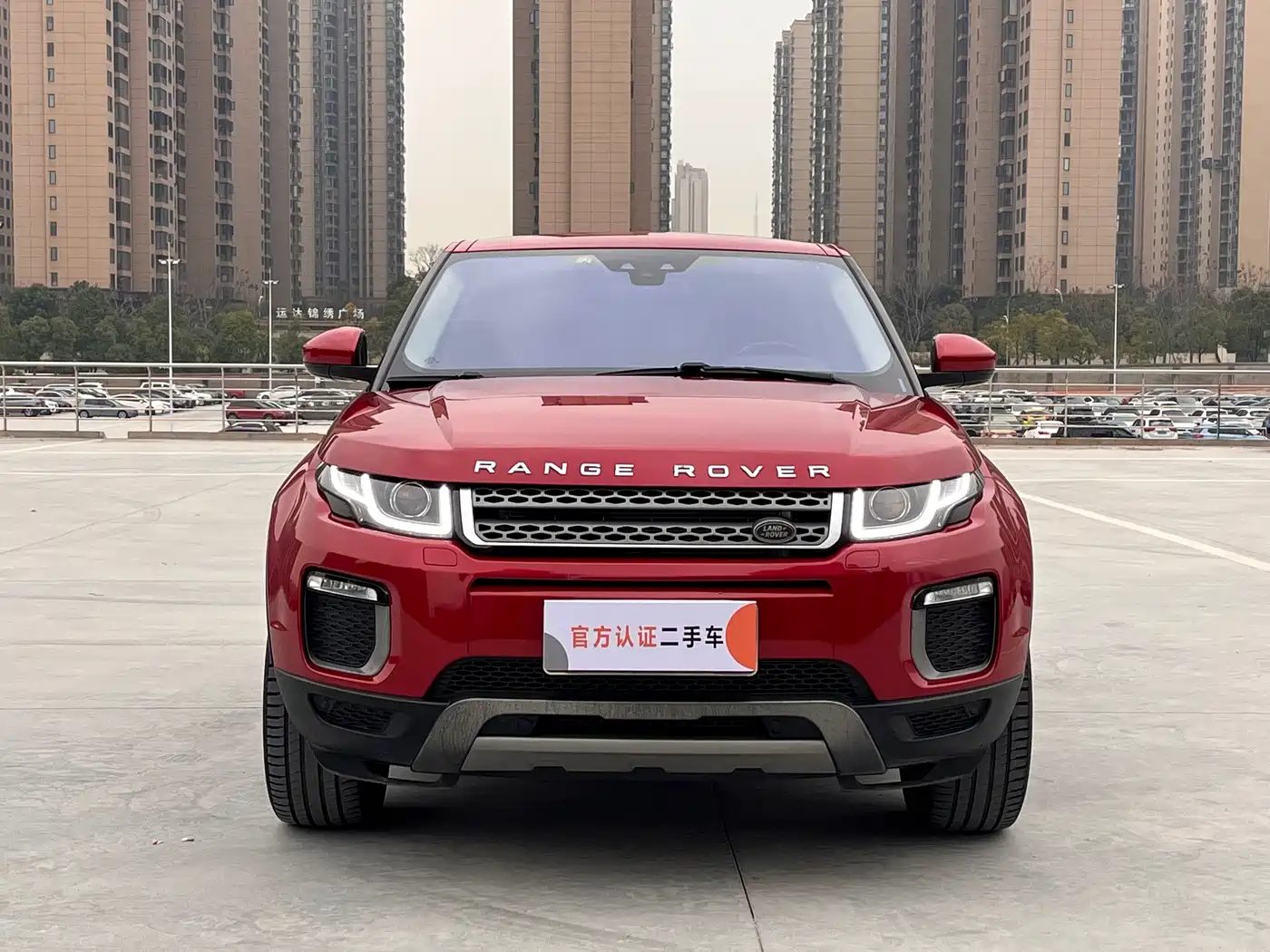 Land Rover Range Rover Evoque 2016 2.0T SE ZhiYao фото 2