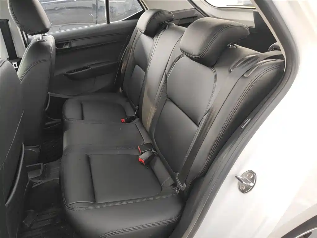 Škoda Fabia 2017 1.4L Auto Car Enjoy Edition фото 17