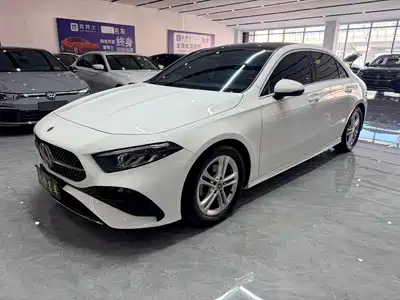 Mercedes-Benz A