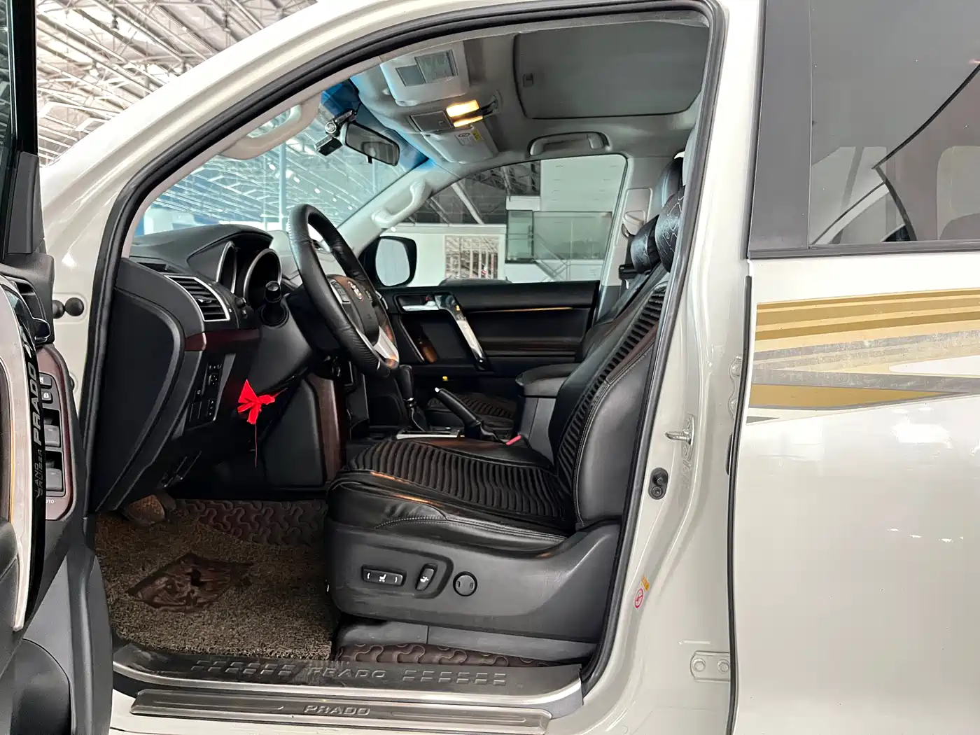 Toyota Prado 2016 3.5L Auto TX-L фото 7