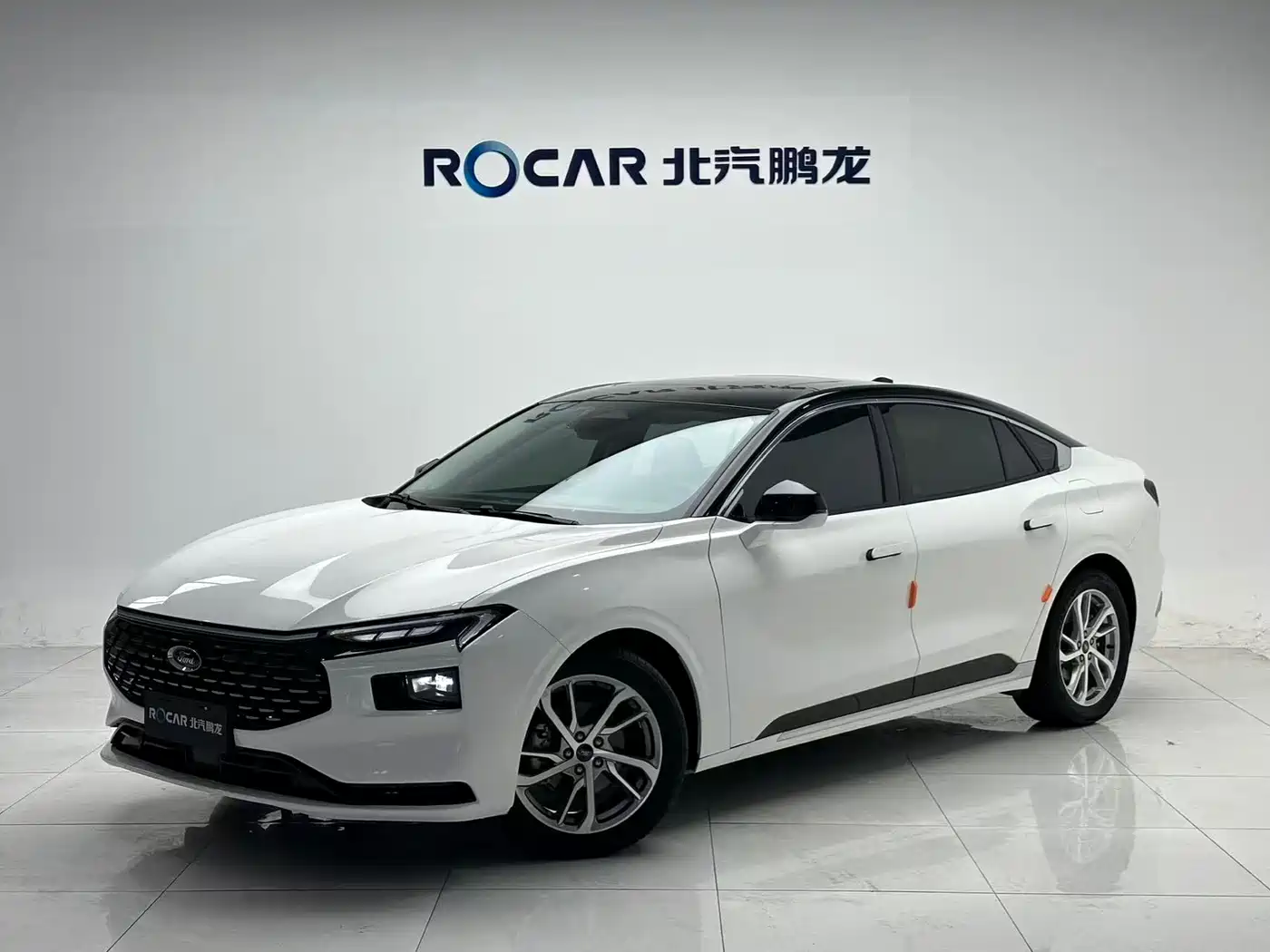 FORD MONDEO 2023