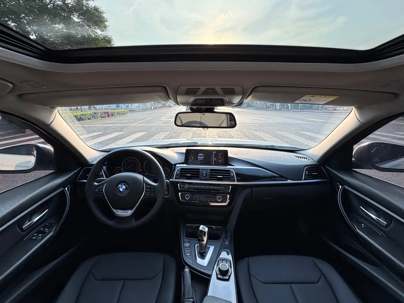 BMW 3 Series 2017 320Li Fashion фото 9