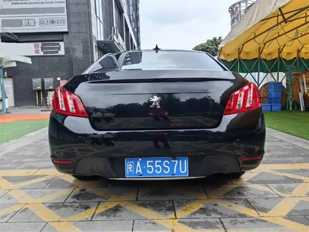 Peugeot 508 2013 2.0L 2nd Anniversary Auto Smart Edition фото 4