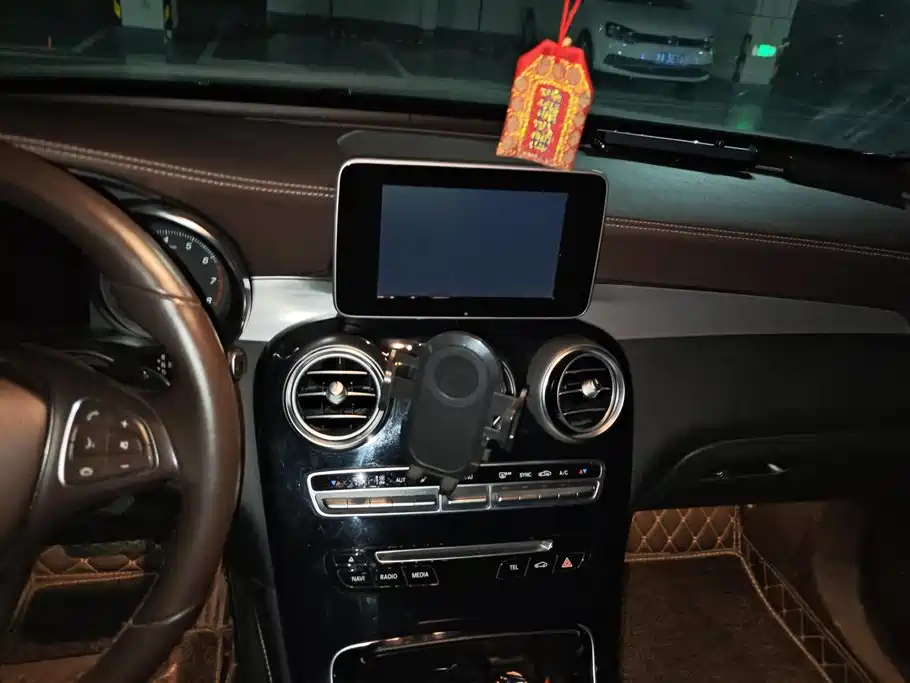 Mercedes-Benz GLC 2018 GLC 200 4MATIC фото 13