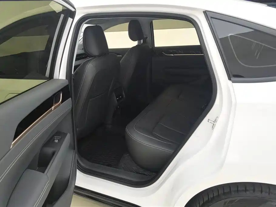 Wuling Motors Wuling Xingguang 2025 2025 70km Smart Standard