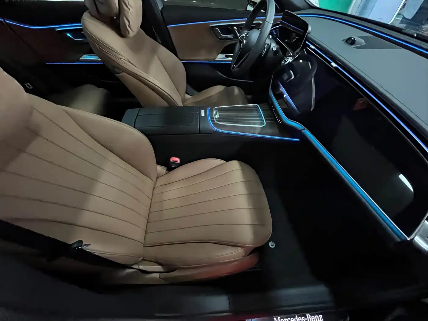Mercedes-Benz E-Class 2025 E 300 L Luxury Sport фото 12