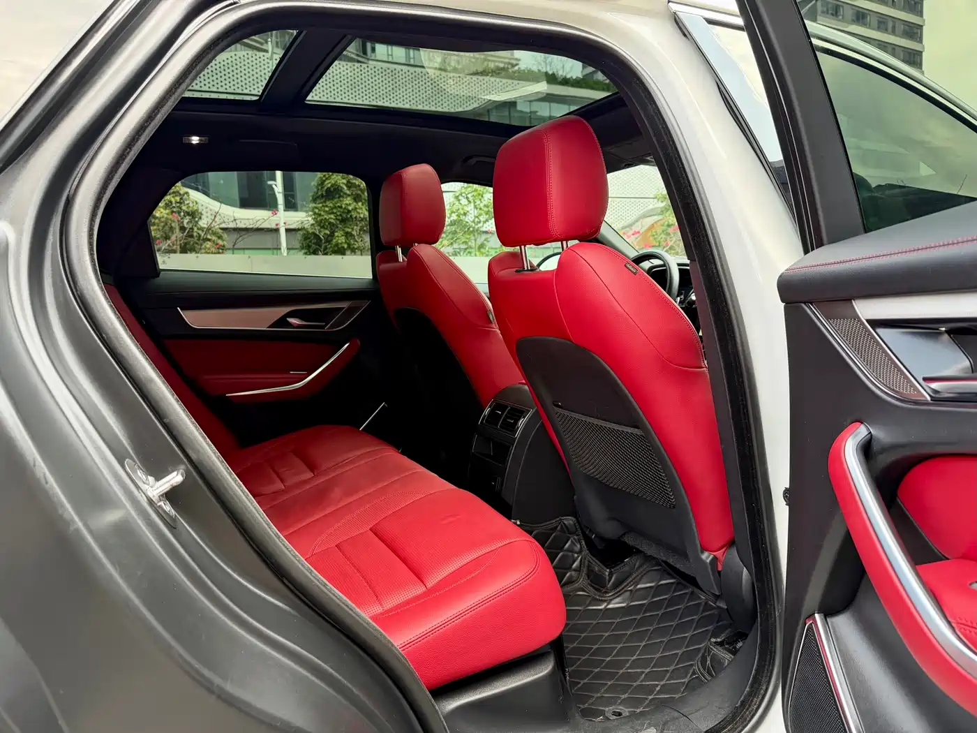 Jaguar F-PACE 2021 250PS R-Dynamic S фото 22