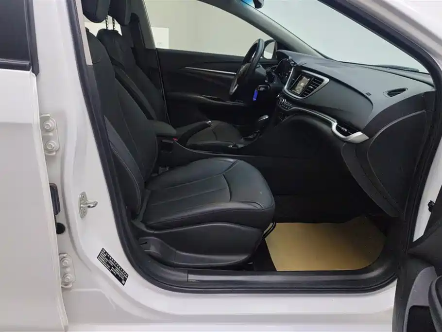 Buick Excelle 2019 18T Auto Connected Elite China VI фото 8