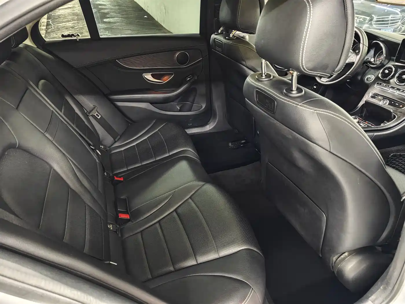 Mercedes-Benz C-Class 2016 C 200 L Sport фото 8