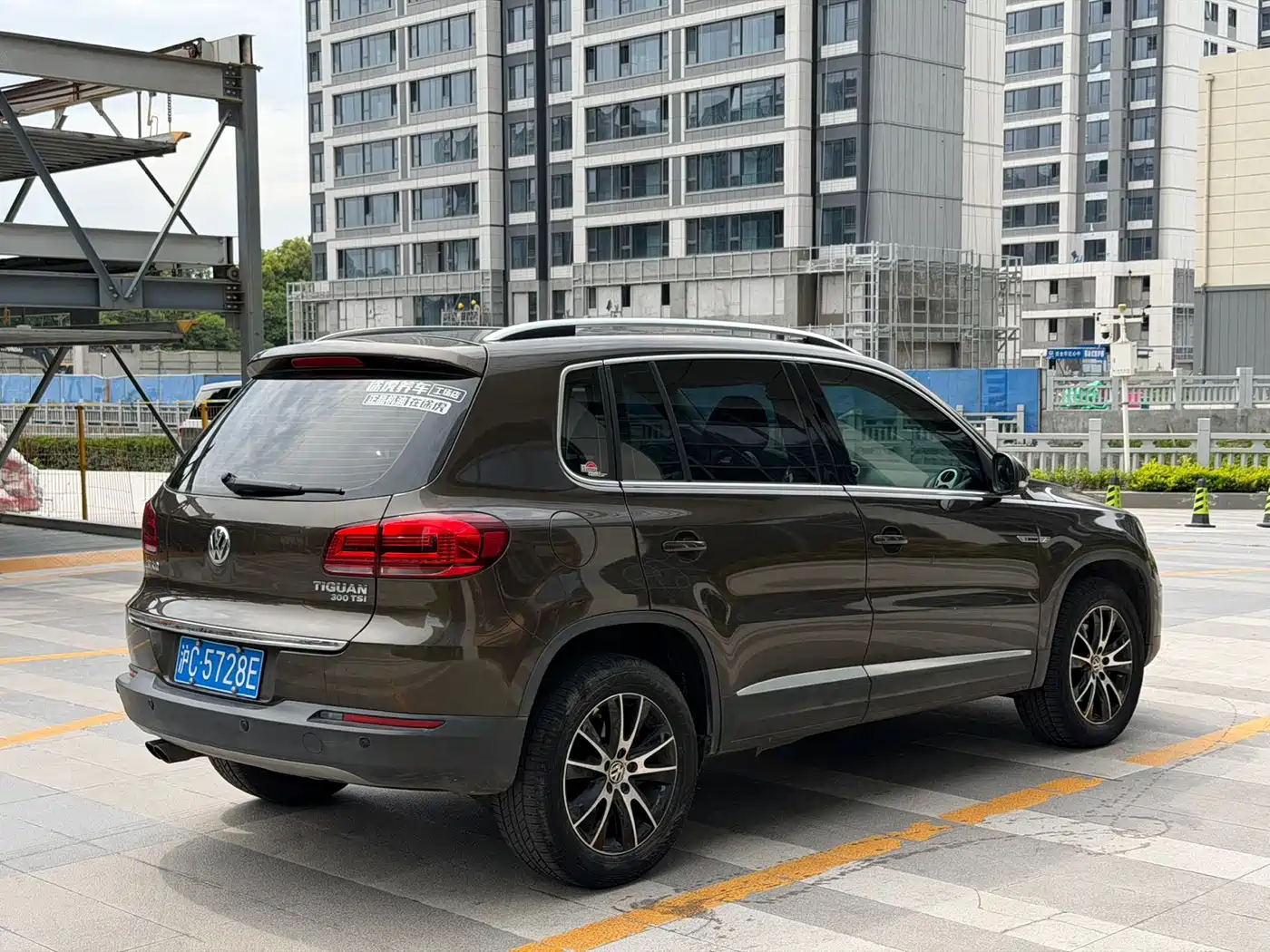 Volkswagen Tiguan 2016 Model 300TSI Automatic 4WD Luxury Edition фото 11