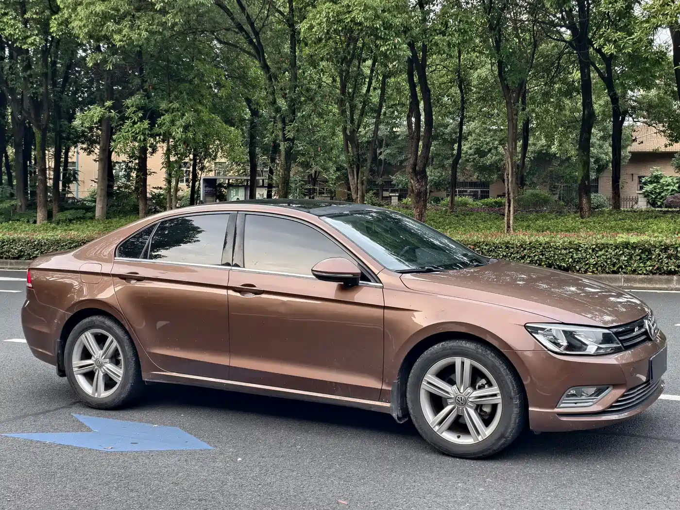 Volkswagen Lamando 2015 280TSI DSG Comfort фото 3