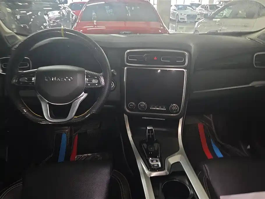 Lynk & Co 01 2019 2.0T 2WD Type Pro Version China V фото 12