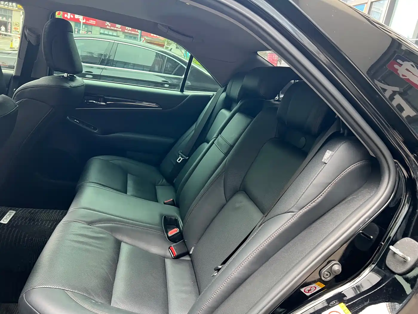 Toyota Crown 2018 2.0T Fashion Edition фото 18